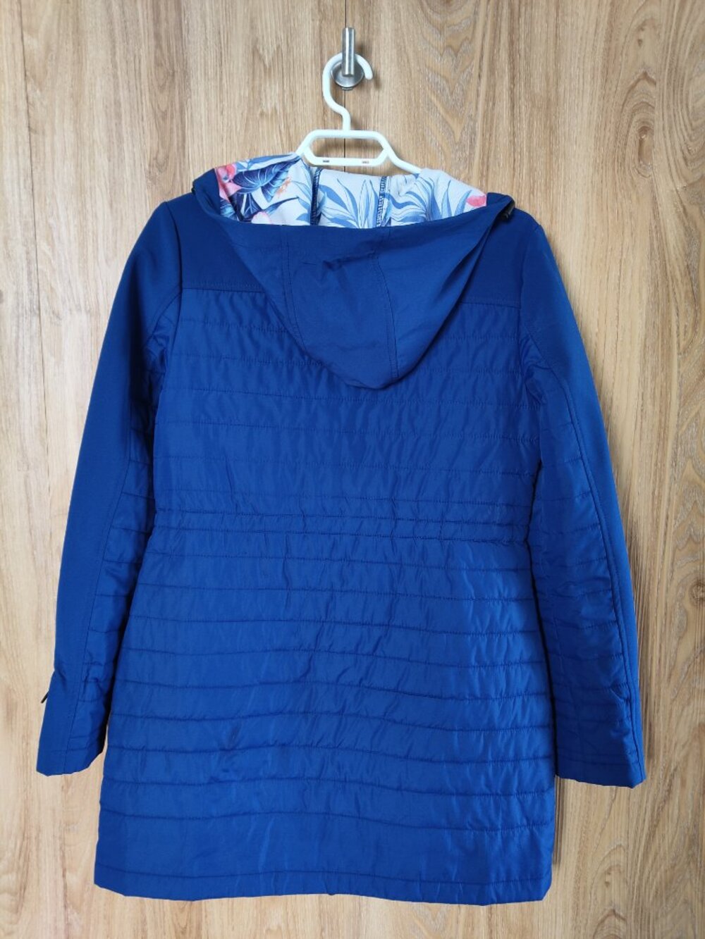 Women's Point Zero Spring/Fall Rain Jacket - Picture 2 of 3